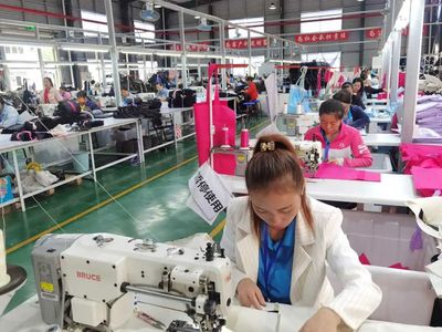 衣暖人心，黔南州鄉村振興局織就鄉村發展新畫卷